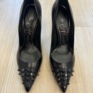 Valentino black rockstud pumps size 37